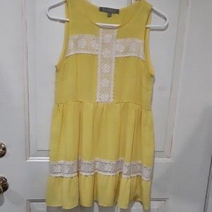 Womens Yellow Sleeveless Top Finn And Clover Size Medium Ivory Sheer Embroidered
